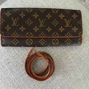 Authentic Louis Vuitton Monogram Pochette Twin GM shoulder bag M51852